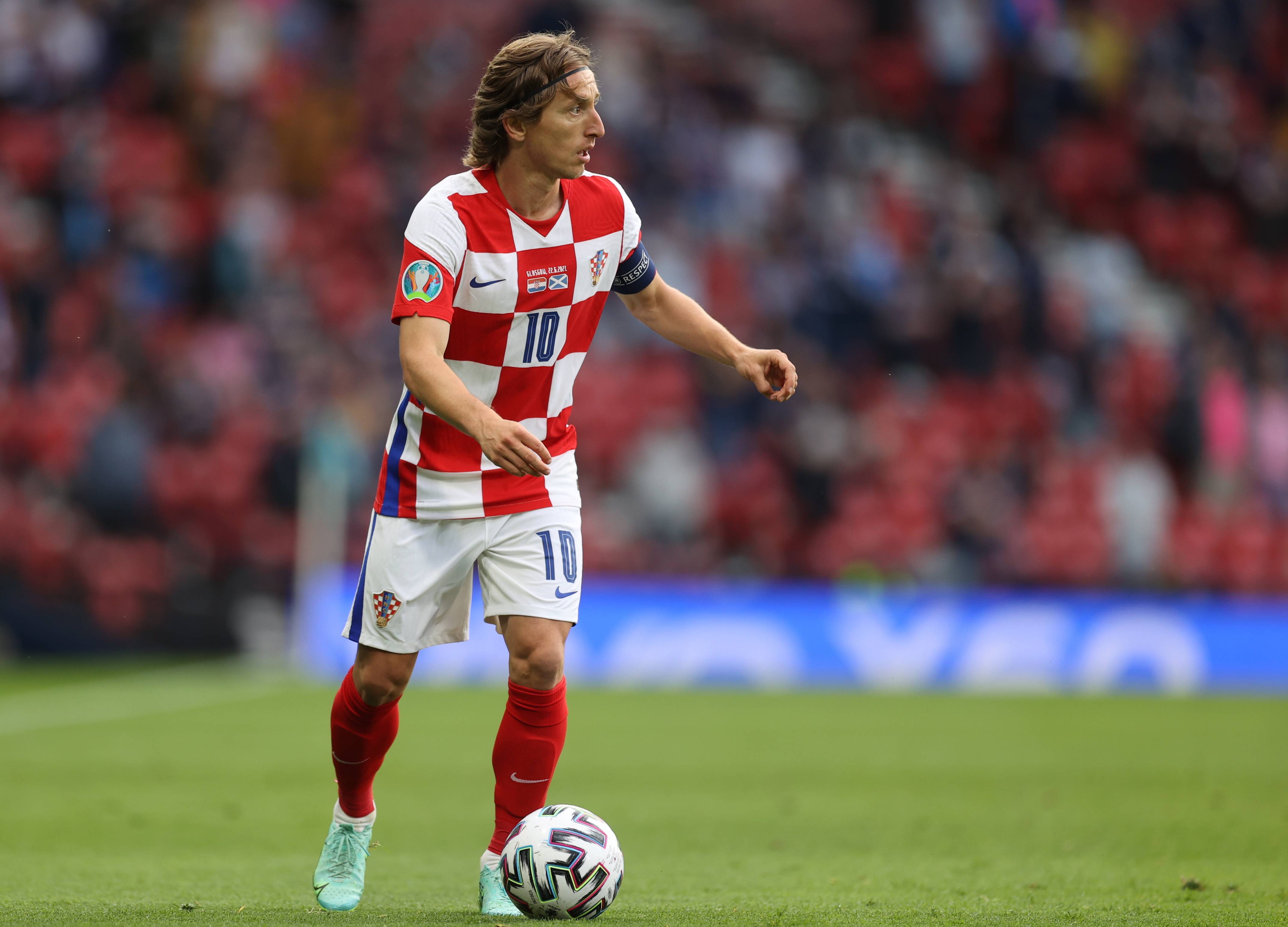 回声报：利物浦认为不是签格伊的好机会，不会尝试截胡曼城